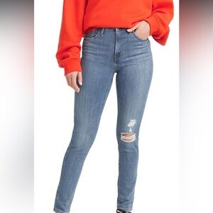 Levi's Women's 721 High Rise Skinny Jeans Size 32 Color: Medium Wash